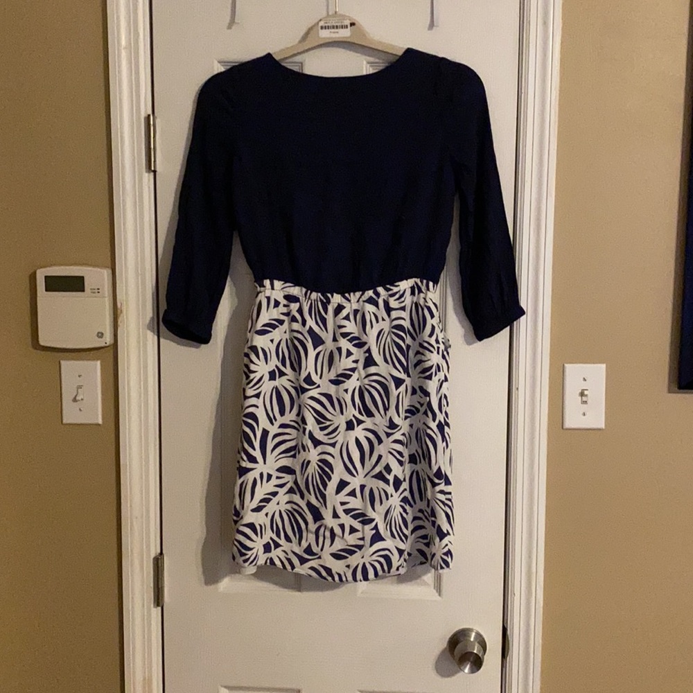 Lilly Pulitzer Vine Navy and White Dress 4 - Picture 4 of 5